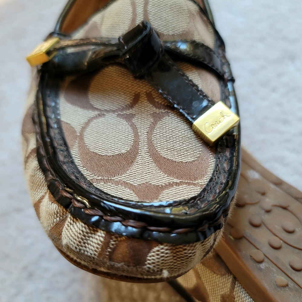Coach Frida Women's Monogram Loafers Size 9.5 B